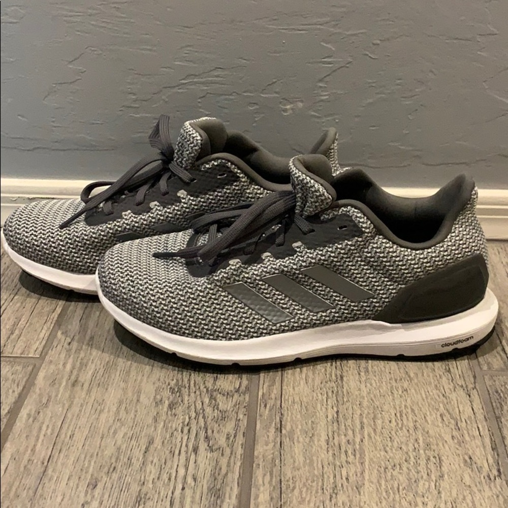 Women’s Adidas cloudfoam Ortholite size 9.5